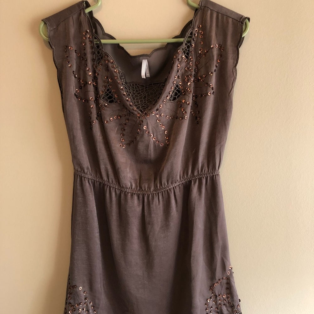 Short brown dress